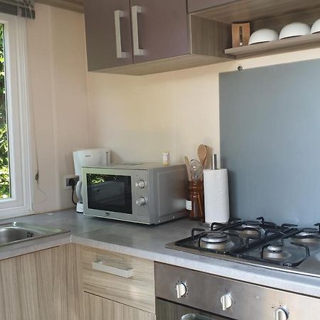 Mobil Home 6-8 Places Parcelle 4 Climatise Biville-sur-Mer ภายนอก รูปภาพ