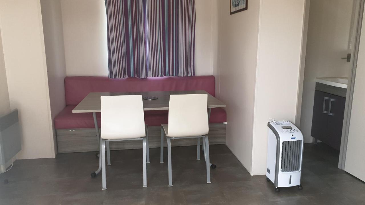 Mobil Home 6-8 Places Parcelle 4 Climatise Biville-sur-Mer ภายนอก รูปภาพ